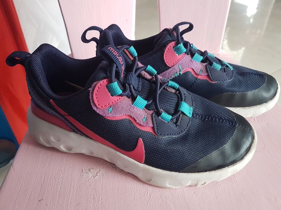 Adidasy Nike 27 Adidaski buty sportowe dla dziewczynki Wsuwane