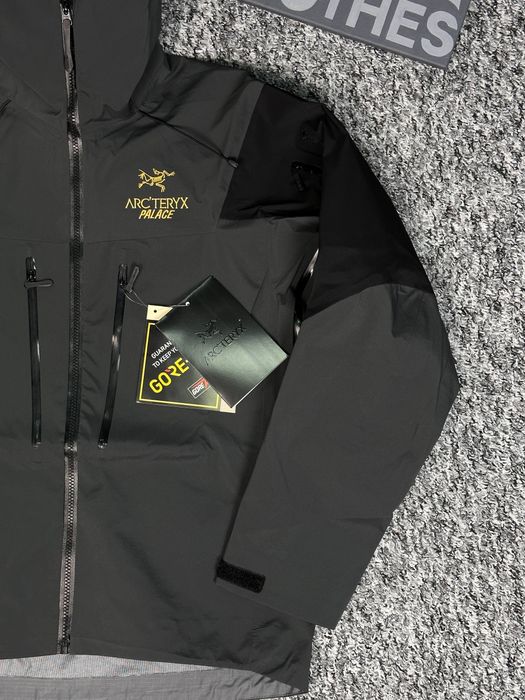 Куртка Arcteryx Alpha SV Palace Gore-tex технологічна водонепроникна куртка S-M