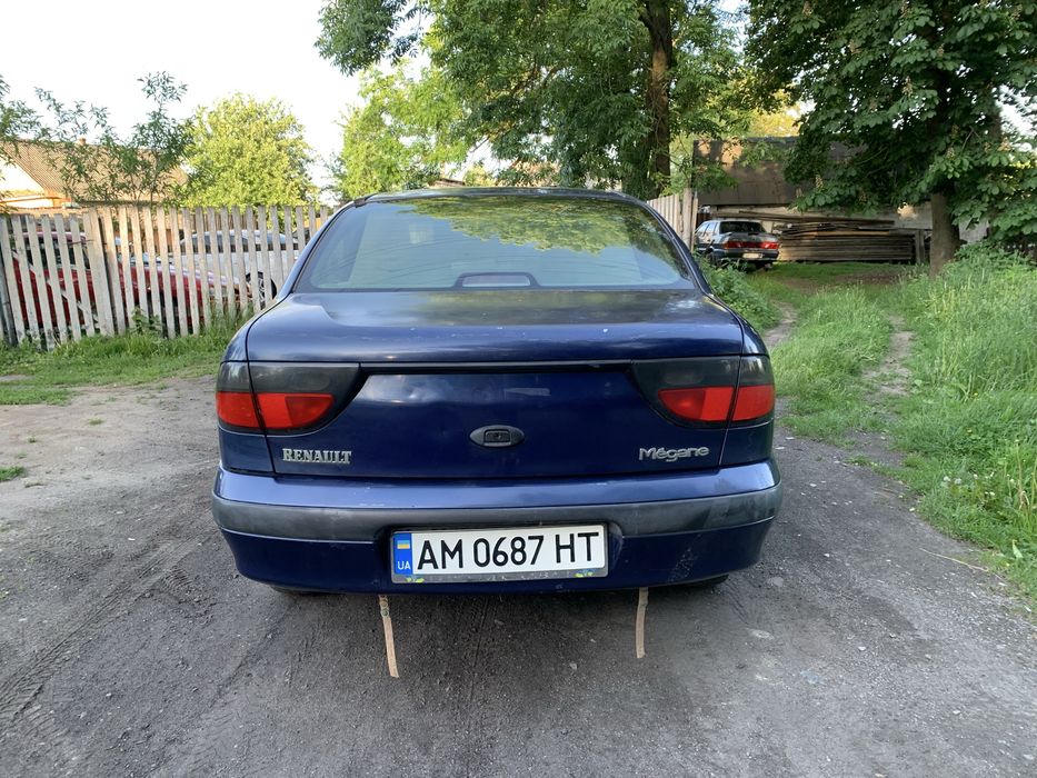 Продам Renault Megan 1997 р 1,4 бензин