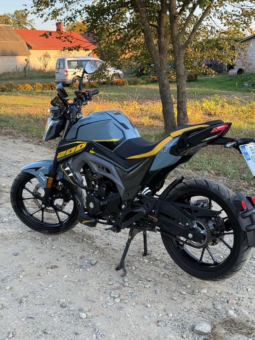 Musstang st200 2025