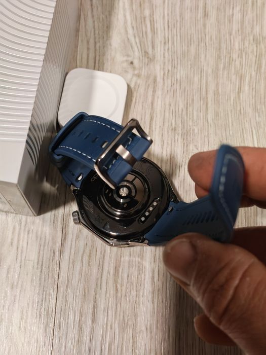 OPPO watch X2 smartwatch
