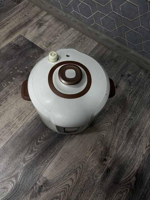 Мультиварка-скороварка Moulinex Co Range CE501134