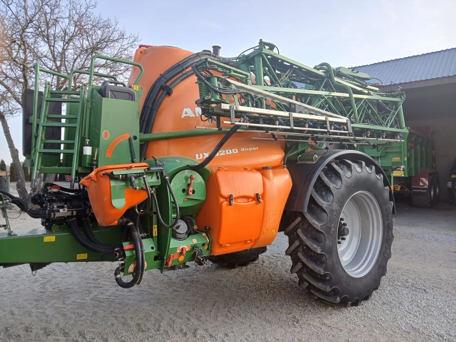 Opryskiwacz Amazone UX 5200 Super GPS