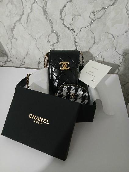 Torebka Chanel z linii Make Up Vip gift
