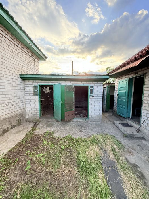Продам добротний будинок у с. Білецьківка