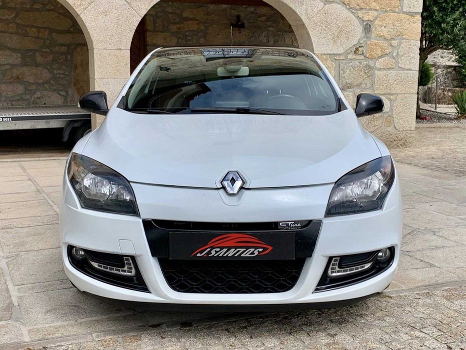 Renault Megane Coupe 1.6 DCI 130cv *Cx 6 Velocidades*