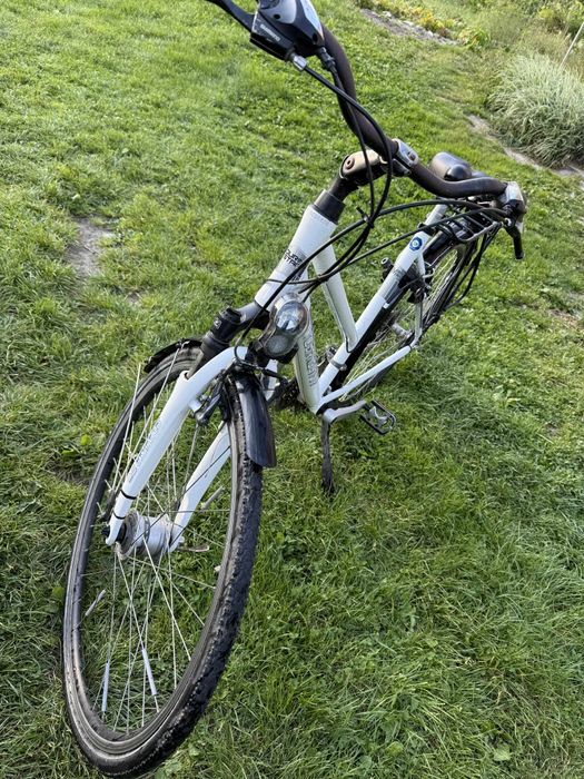 Bialy rower damka 28cali