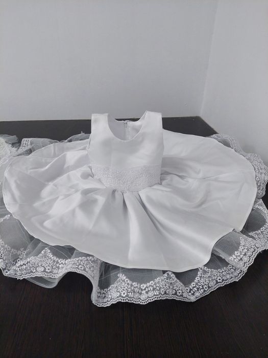 Дитяча святкова сукня