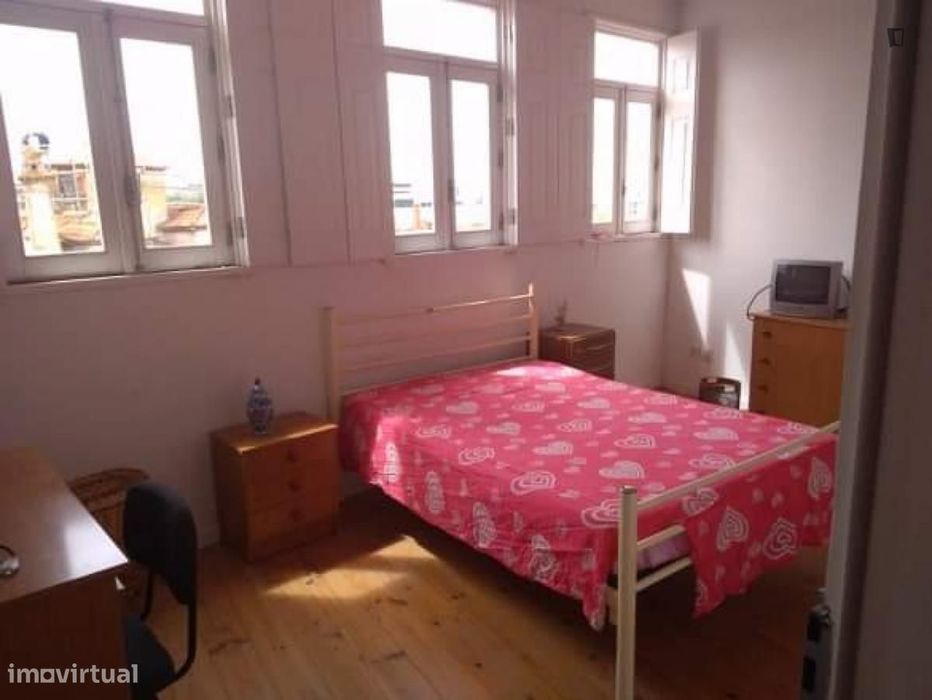 Quarto - localizado em Baixa Coimbra