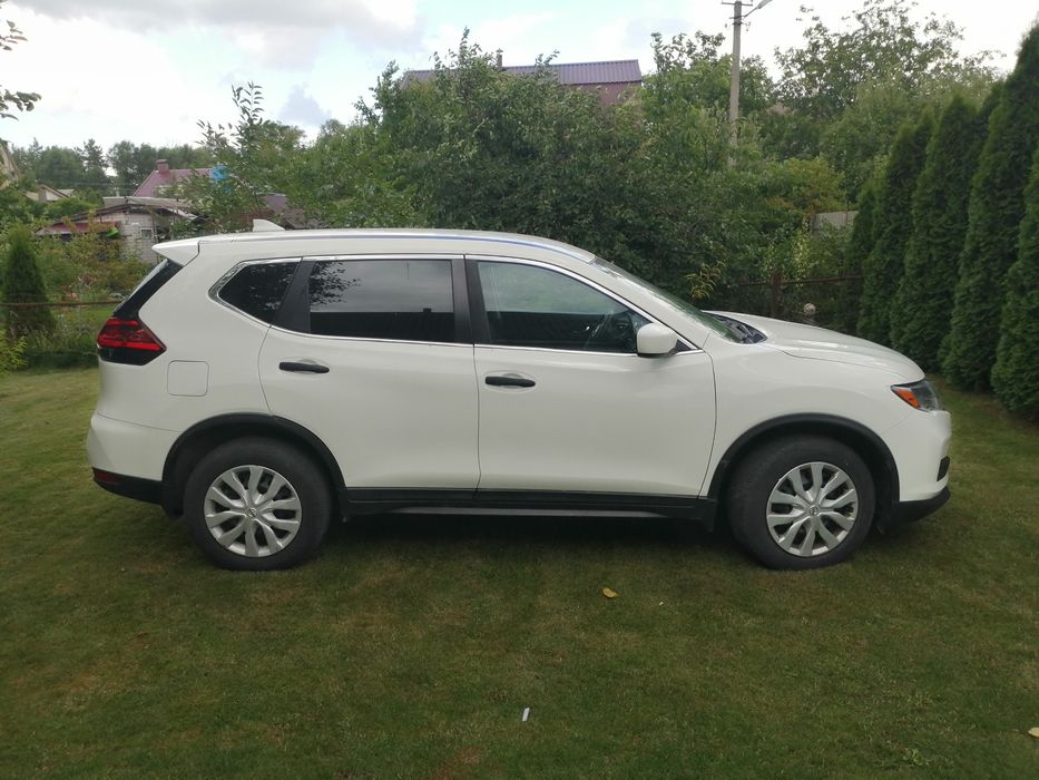 Продаж Nissan Rogue