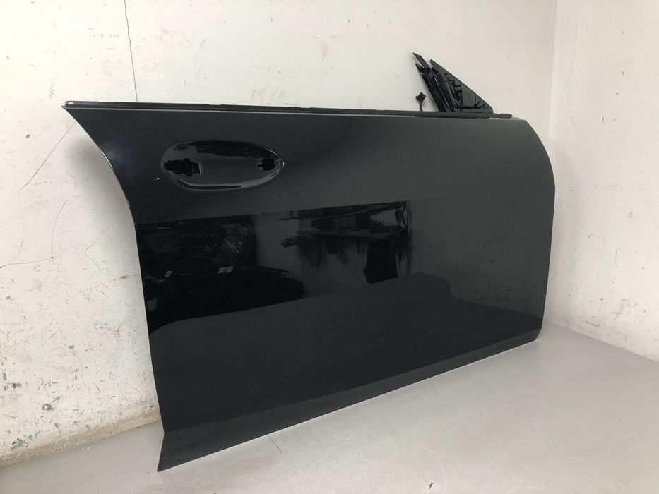Двері передні праві колір 668 BMW 2 F44 2020-