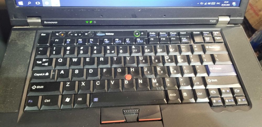 Ноутбук Lenovo ThinkPad T520 /I5-2520м/4 Gb/320 hdd/15.6