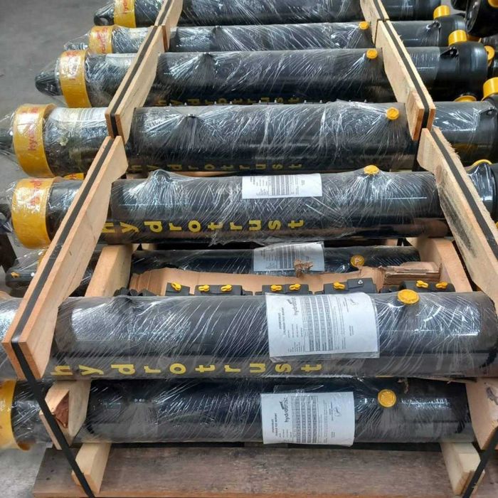 Гідроциліндр підйому кузова для спецтехніки HTS 135-4-3885 TC новий