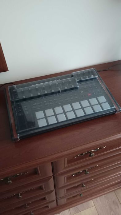 DSI Tempest - Analogowy syntezator automat perkusyjny + decksaver. Made in USA