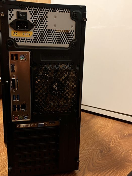 Продам компʼютер в непоганому стані