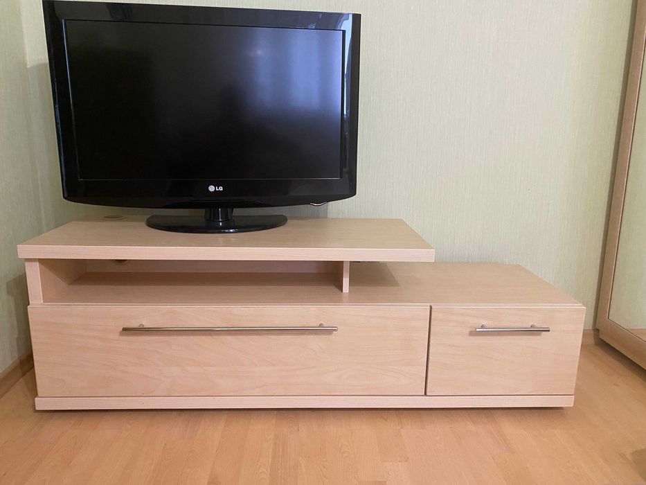 Тумба під телевізор