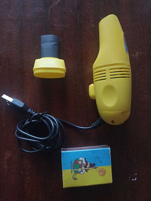 Мини пылесос  USB для клавиатуры ноутбука, разъёмов телефона и т.д