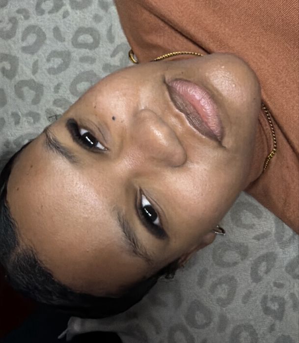 Extensão de pestanas ( cilios)