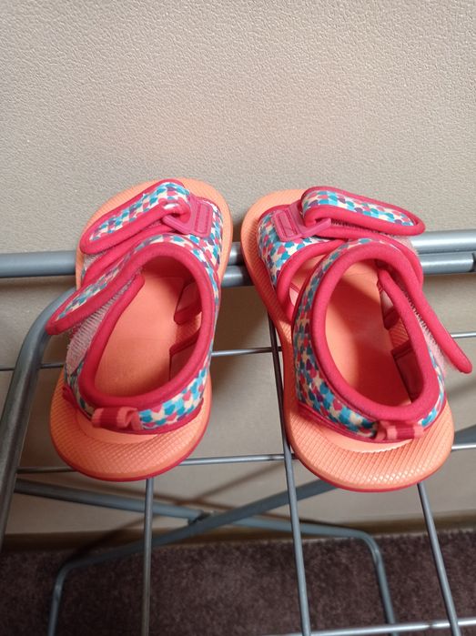 Босоножки для девочки