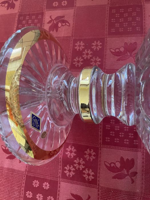 Хрустальная ваза