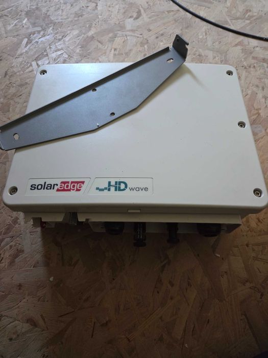 Solaredge SE300H HD Wave jednofazowy falownik inwerter