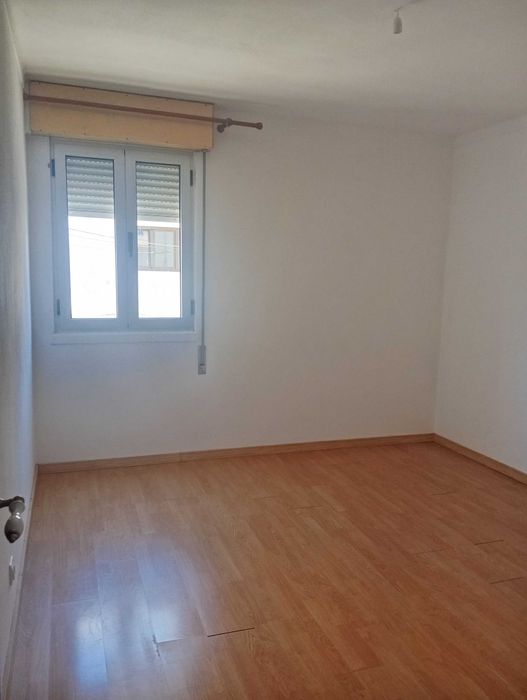 Arrenda-se apartamento T4 no centro da vila de Condeixa-a-Nova