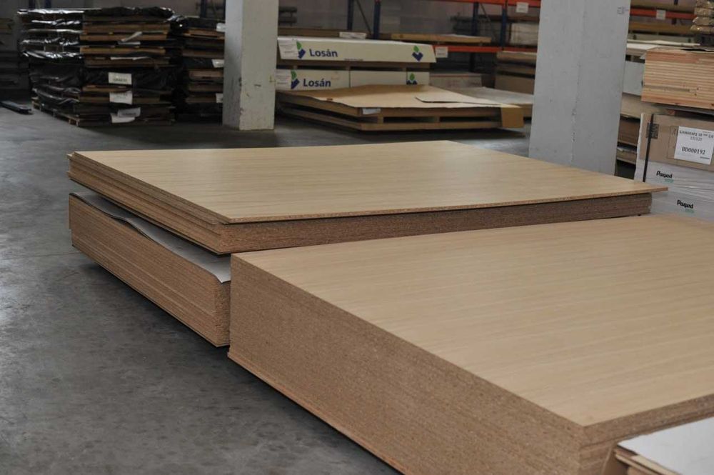 ДСП шпонований  Ясен, Горіх, Дуб, Вільха 2,8х2,07м (шпонированый дсп)
