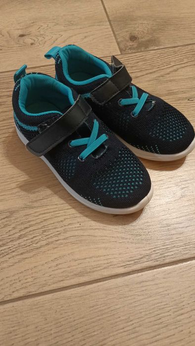 Adidasy chłopięce roz 27