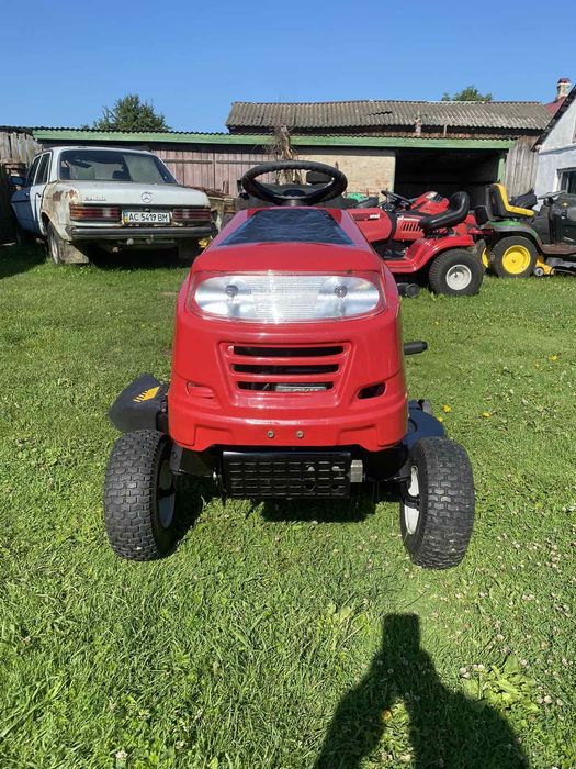 Трактор газонокосарка Mtd