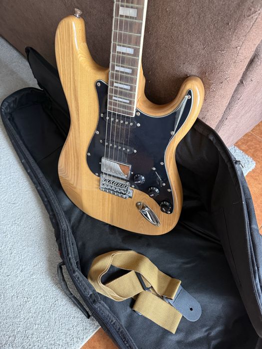 Guitarra elétrica Stagg