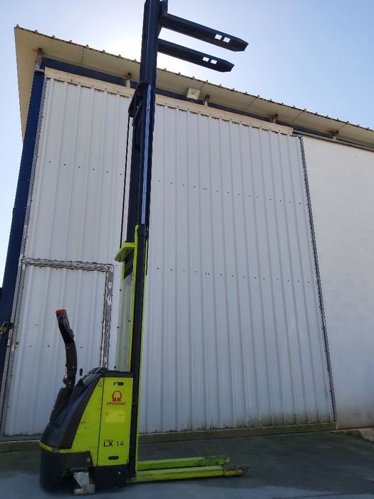 Porta-Paletes Stacker Pramac