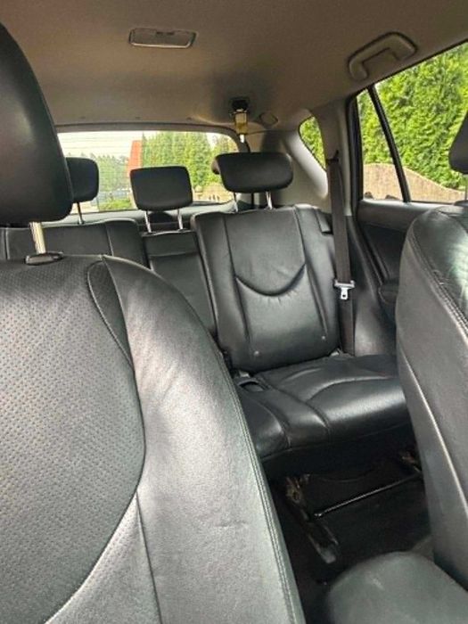 Sprzedam Toyota  RAV4