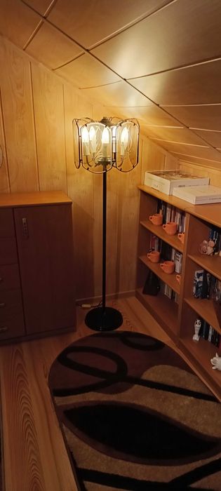 lampa stojąca  metal i szkło ze wzorem.