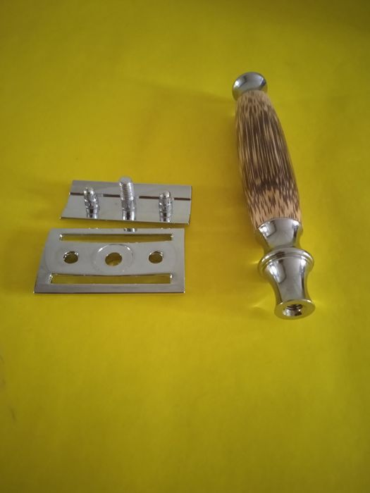 Станок для гоління.