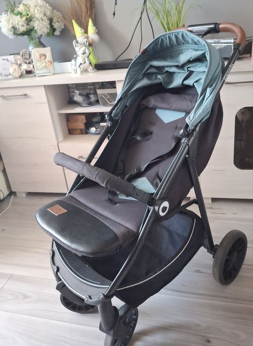 Wózek spacerówka lionelo
