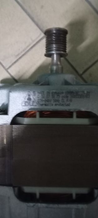 Motor de máquina de lavar roupa Indesit