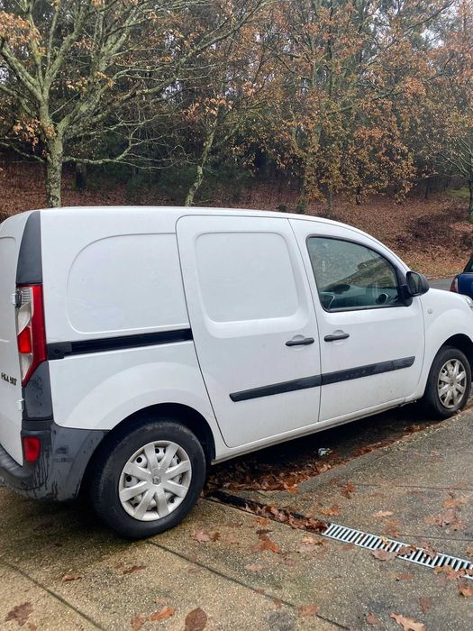 Renault kangoo muito nova 2016