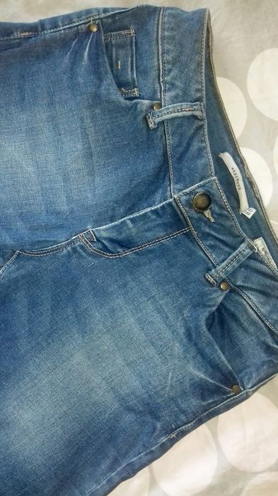 WYSYŁKA 1 zł Jeansy skinny S/M RESERVED