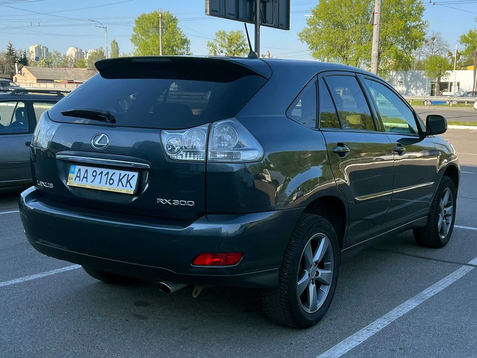 Lexus RX300 2003 г. Пробег подтверждается.