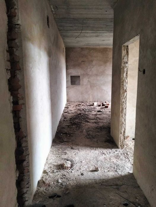 Нежитлове приміщення, адміністративний будинок