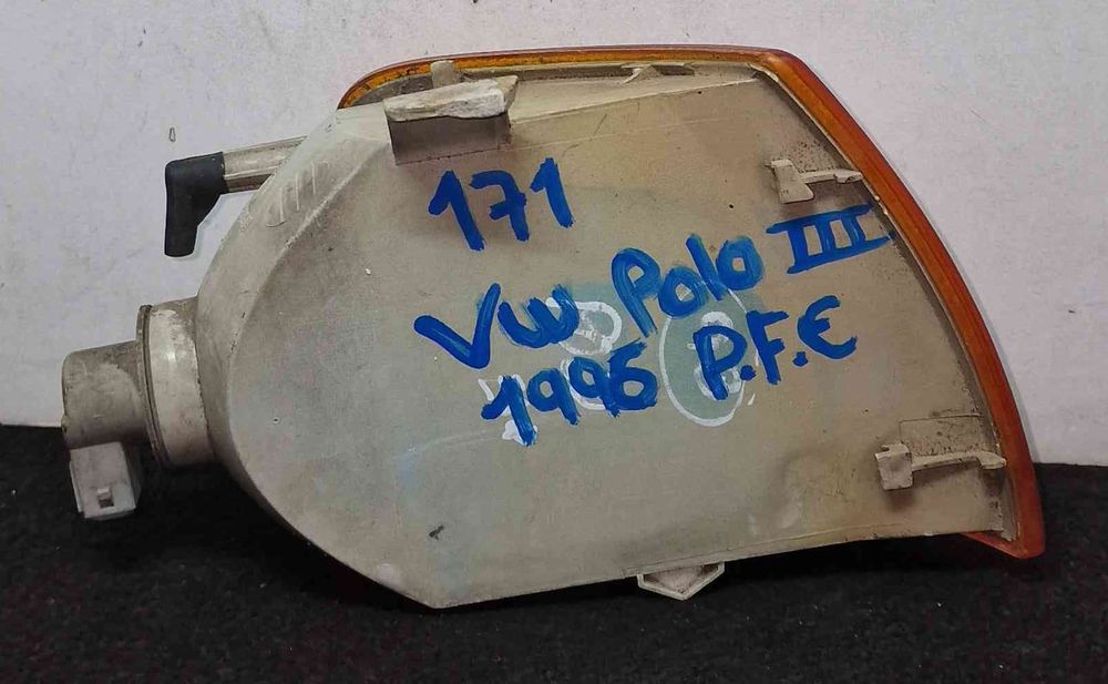 Pisca Frente Esquerdo - VW POLO III