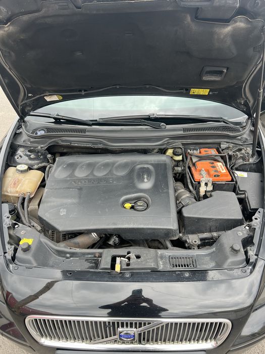 Продам Volvo v50 tdi