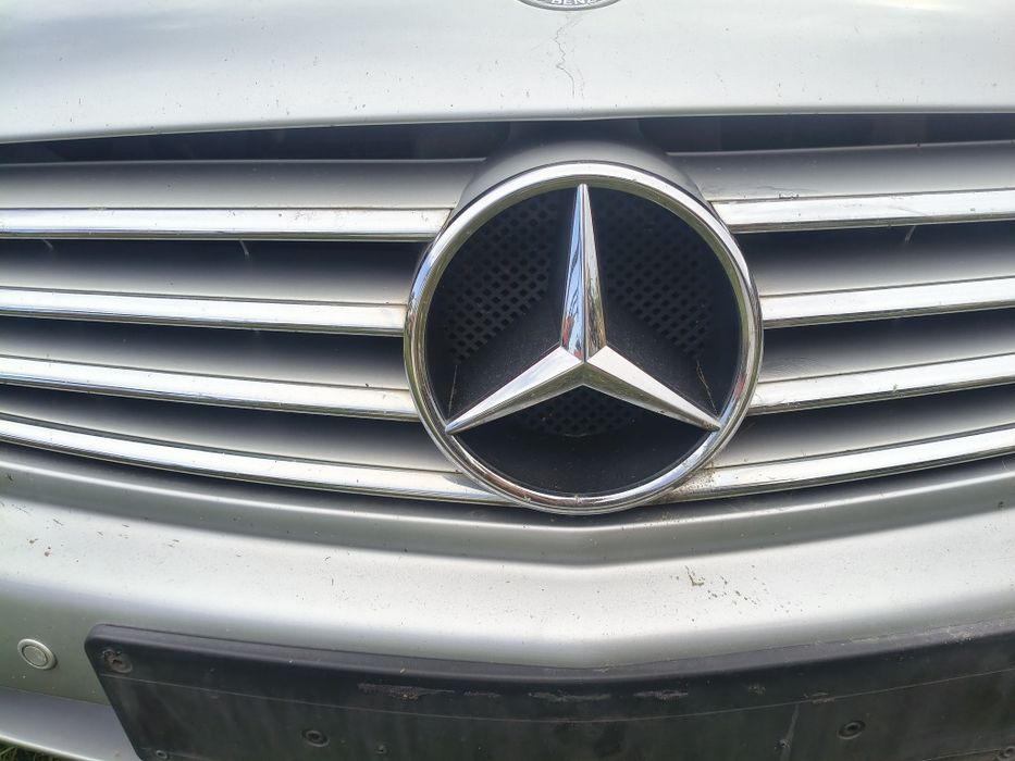 Grill przód Mercedes Benz CLS w219 Atrapa Zderzak Przedlift Wysyłka