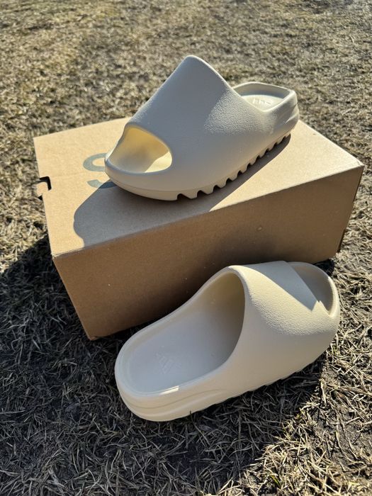 Adidas Yeezy Slide
