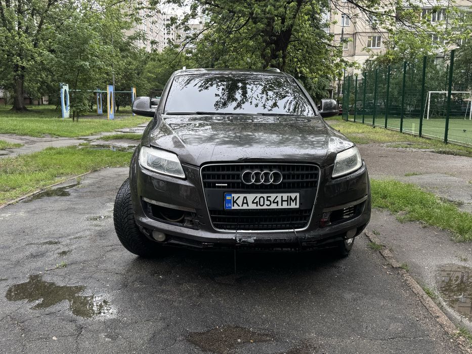 Ауди q7 терміновий продаж