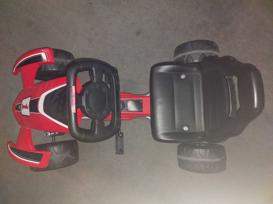 Carro a Pedais Feber