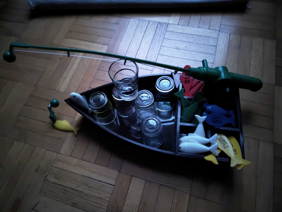 na imprezę - łódka wędka i rybki na magnesie