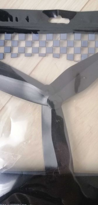 Продам пропеллеры GemFan 1050 - 3