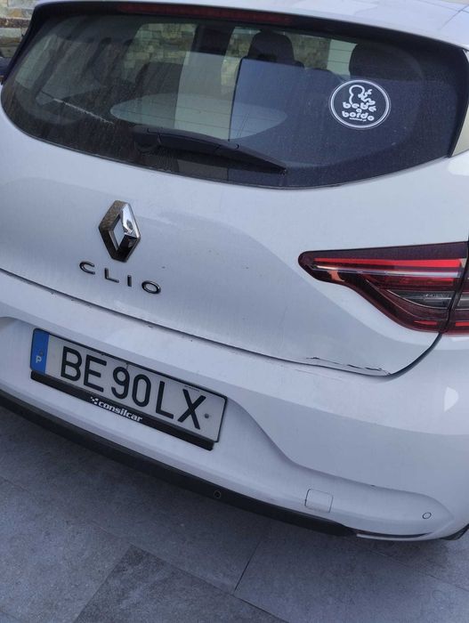 Renault Clio 1.0 TCe Limited — photo 4