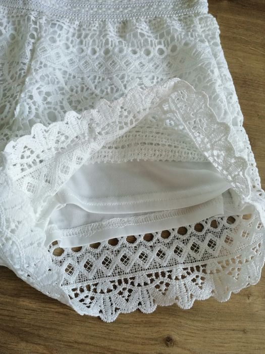 Spodenki koronkowe białe S /36/8 Primark